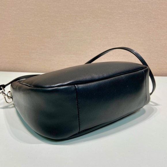 Prada Black Leather Shoulder Bag - Picture 4 of 4